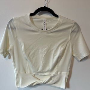 Lululemon cropped cotton ribbed band T-shirt lemon sorbet size 6